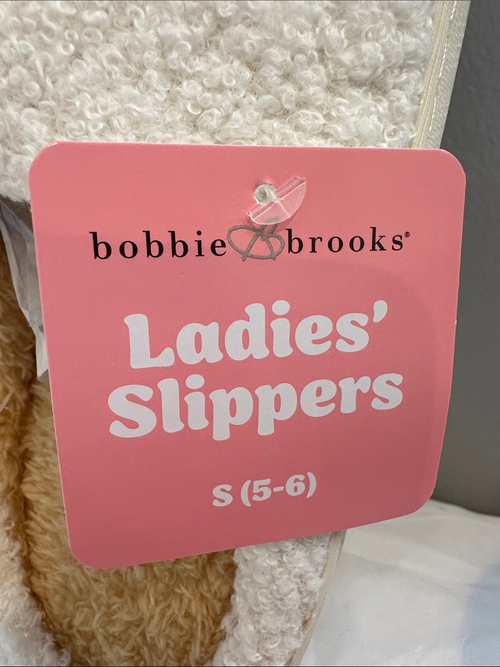 Bobbie Brooks Plush Slippers White with Yellow Smiley Face Size S 5-6 New - Picture 5 of 6